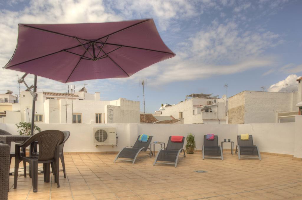 Apartment Ambrosia Nerja Esterno foto